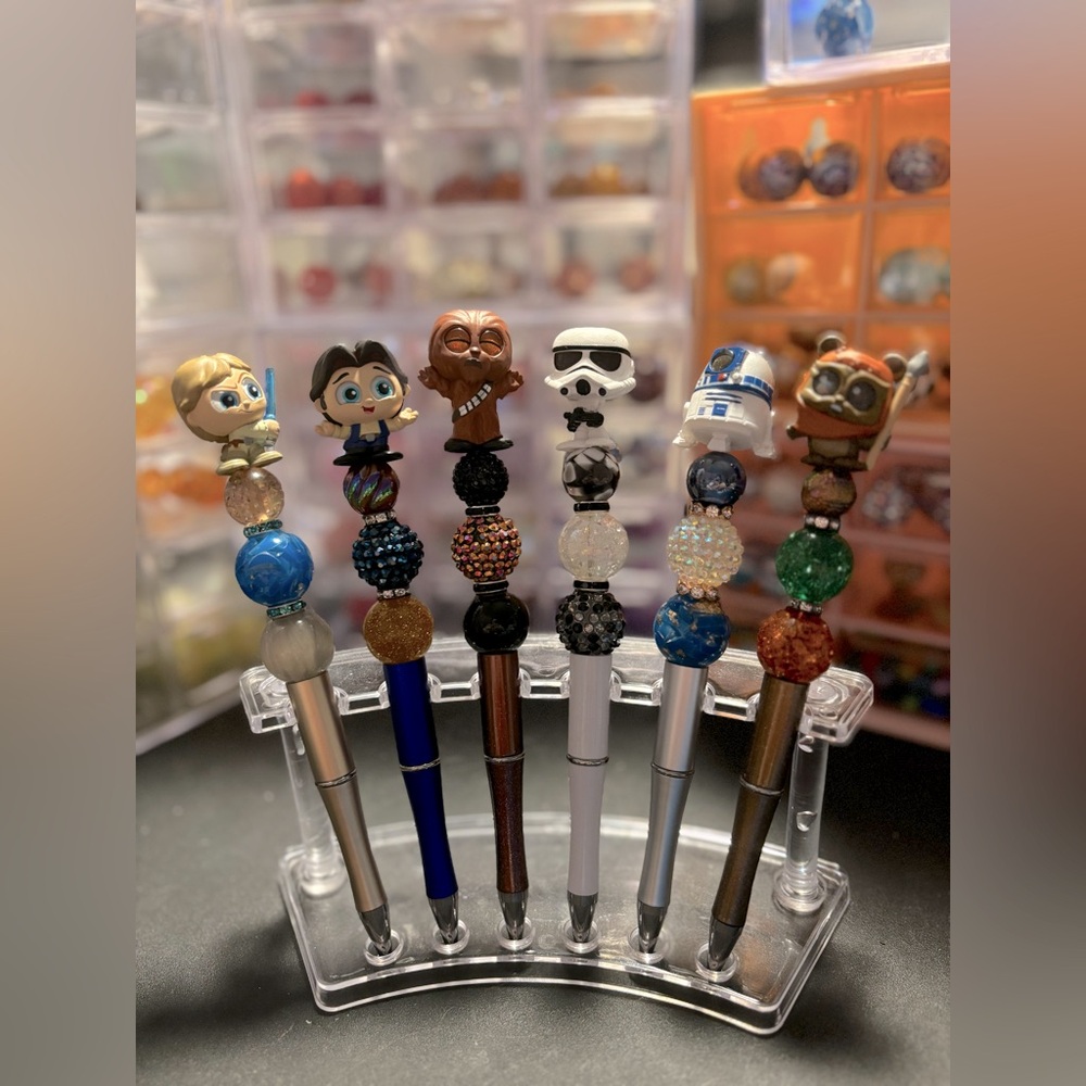 ✨ CHOOSE YOUR STARWARS BEADED PEN ✨